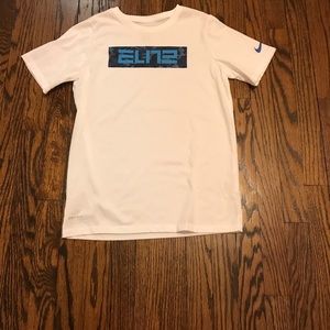 Boys Nike Elite white t shirt Lrg